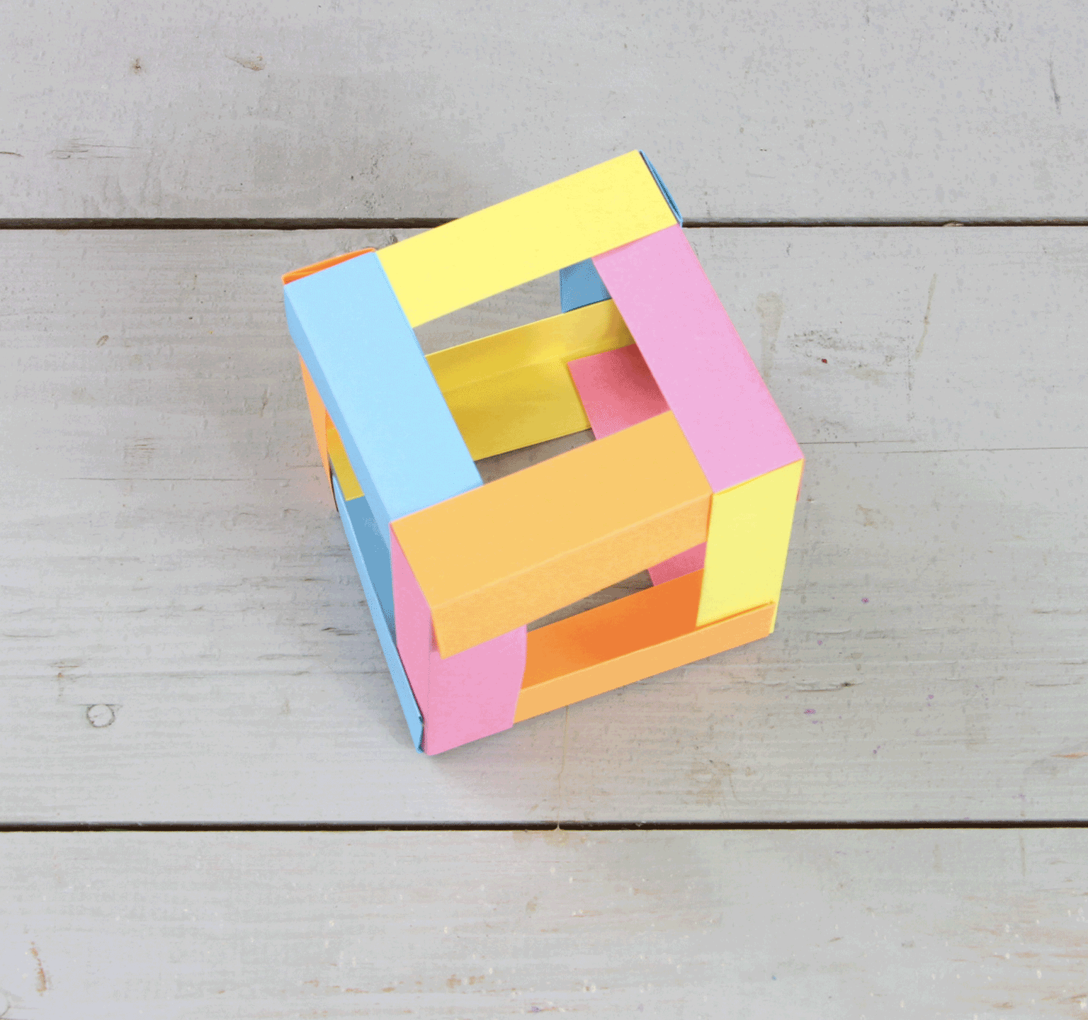 Le cube en Post-its