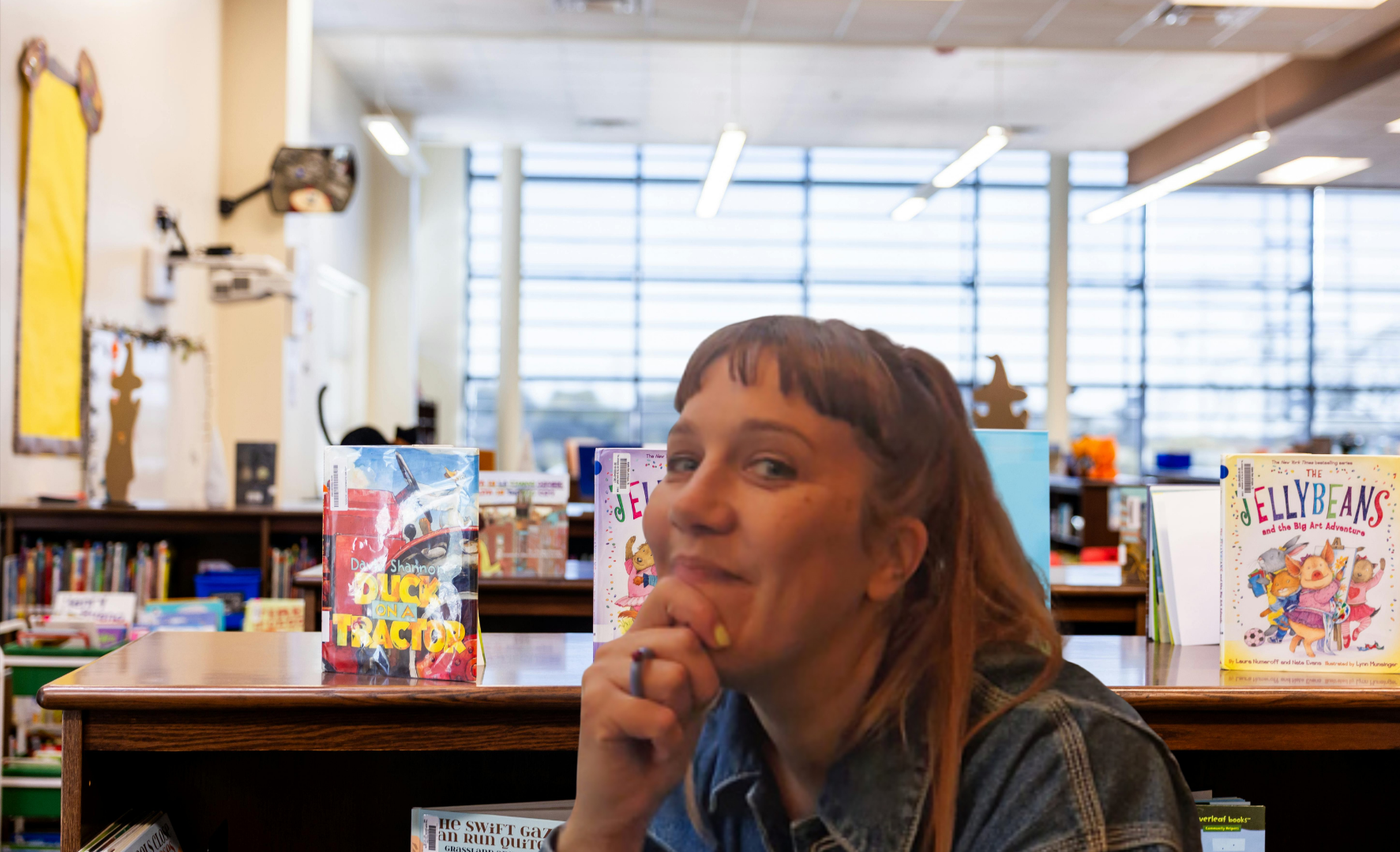 Raviver le goût de lire dès le plus jeune âge: interview de Carly Gledhill, auteure & Illustratrice jeunesse