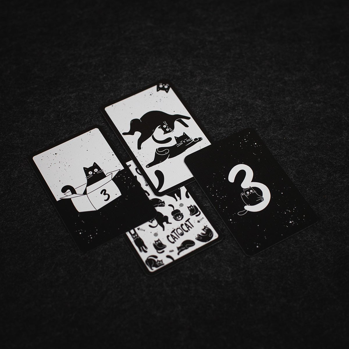 CATOrCAT - jeu de cartes tactique et fun pour 2 joueurs